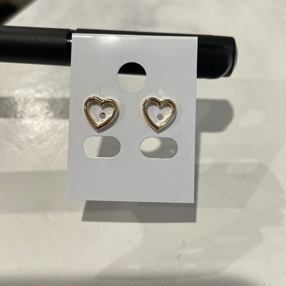 Heart studs